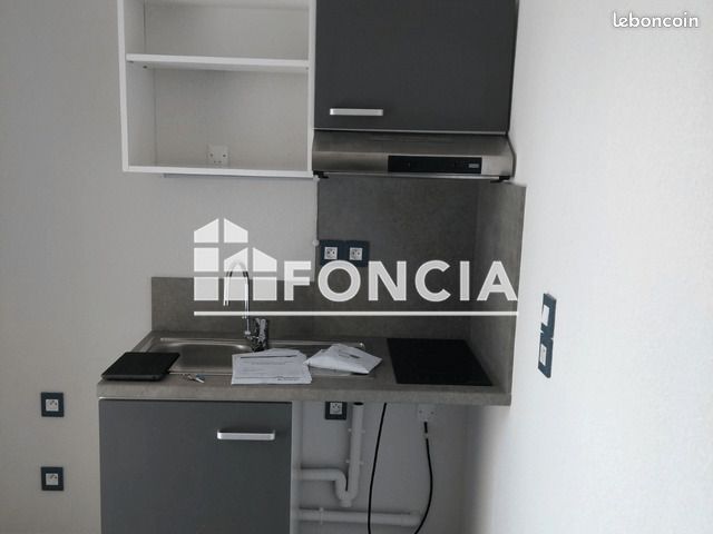 Appartement 1 pièce 28 m² · à Juvignac · 28 m² · 557 €