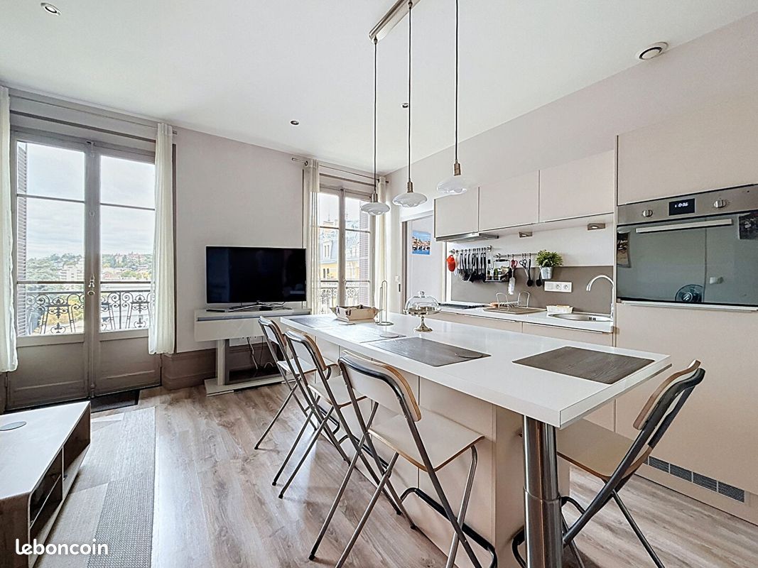 Appartement 2 pièces 42 m² · à Aix-les-Bains · 42 m² · 750 €/mois