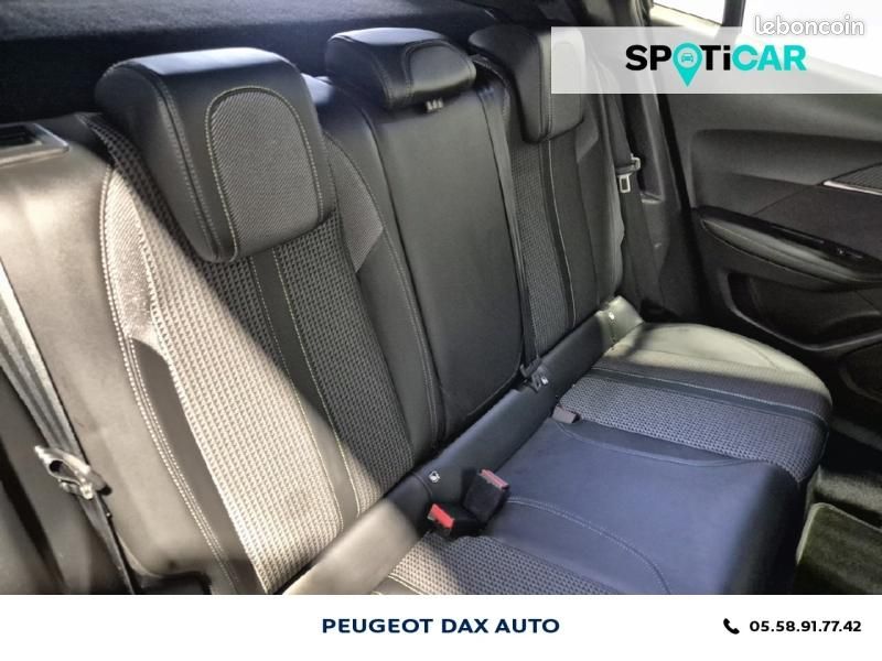 Peugeot 2008 1.5 BlueHDi 130ch S&S GT EAT8 (image 25)