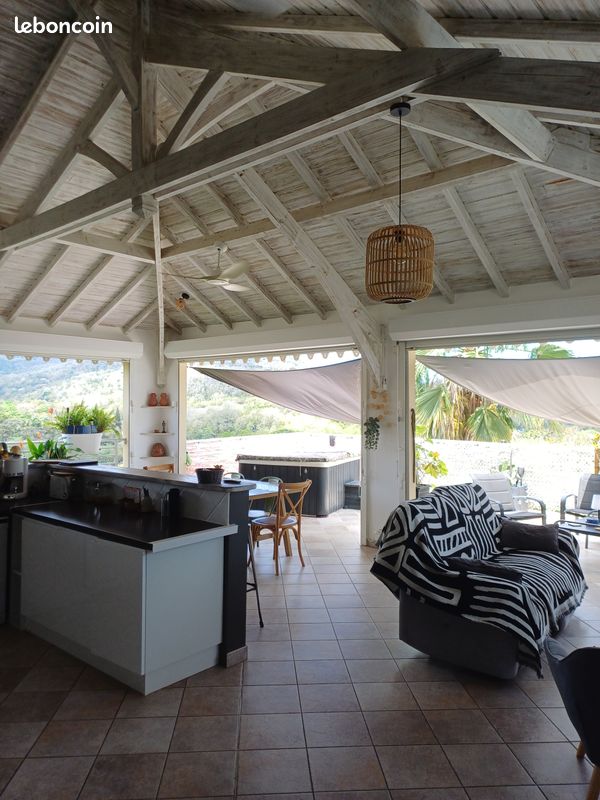 Appartement 3 pièces 125 m² · à Les Trois-Îlets · 125 m² · 435 000 €
