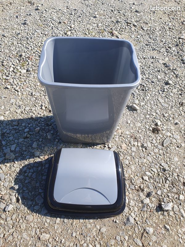 Poubelle 50l pvc (image 3)