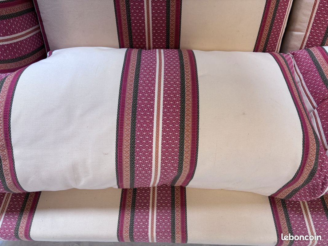 [PAIRE DISPONIBLE] Canapé 2/3 Places – Style Classique à Rayures (image 4)