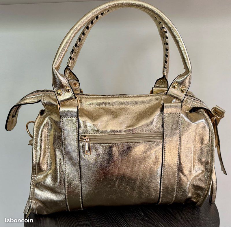 Sac à main ou bandoulière doré format A4 Accessoires Bagagerie