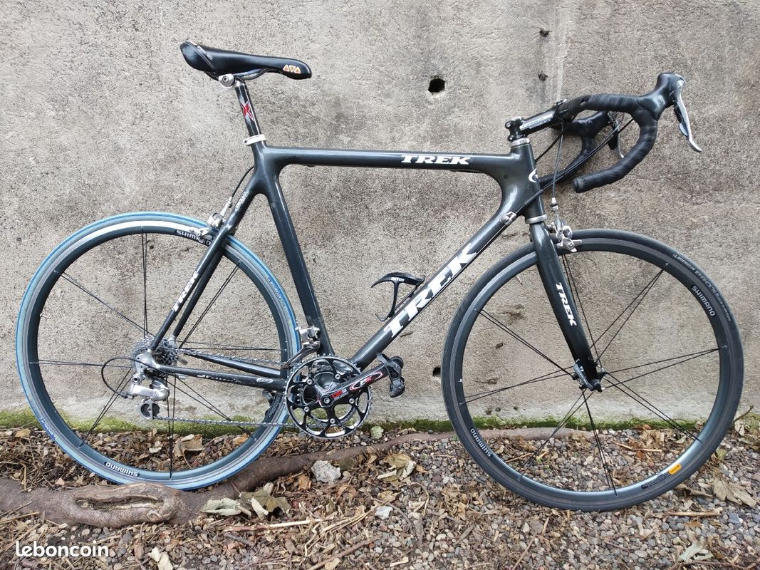 Vélo route Trek carbone (image 1)