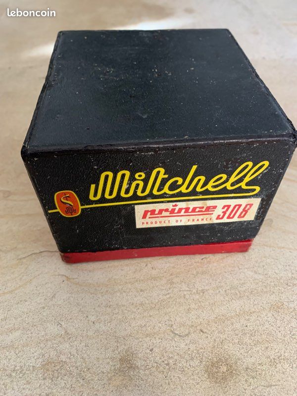 Vintage Classic 'TEAM SURTEES' MATCHBOX rétro années 1970