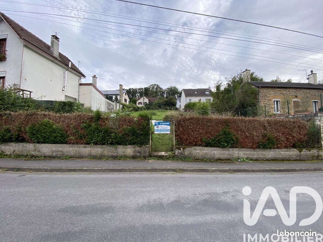 Terrain 823 m² · à Nouzonville · 823 m² · 43 900 €