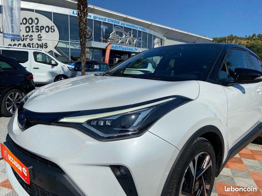 Toyota C-HR 2.0 HYBRID 184 EDITION ATTELAGE (image 8)