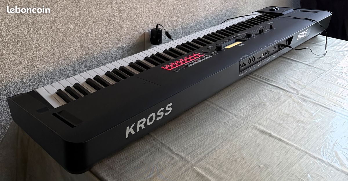 Korg Kross 2 88 touches – Garantie jusqu’en octobre 2027 – État proche du neuf (image 6)