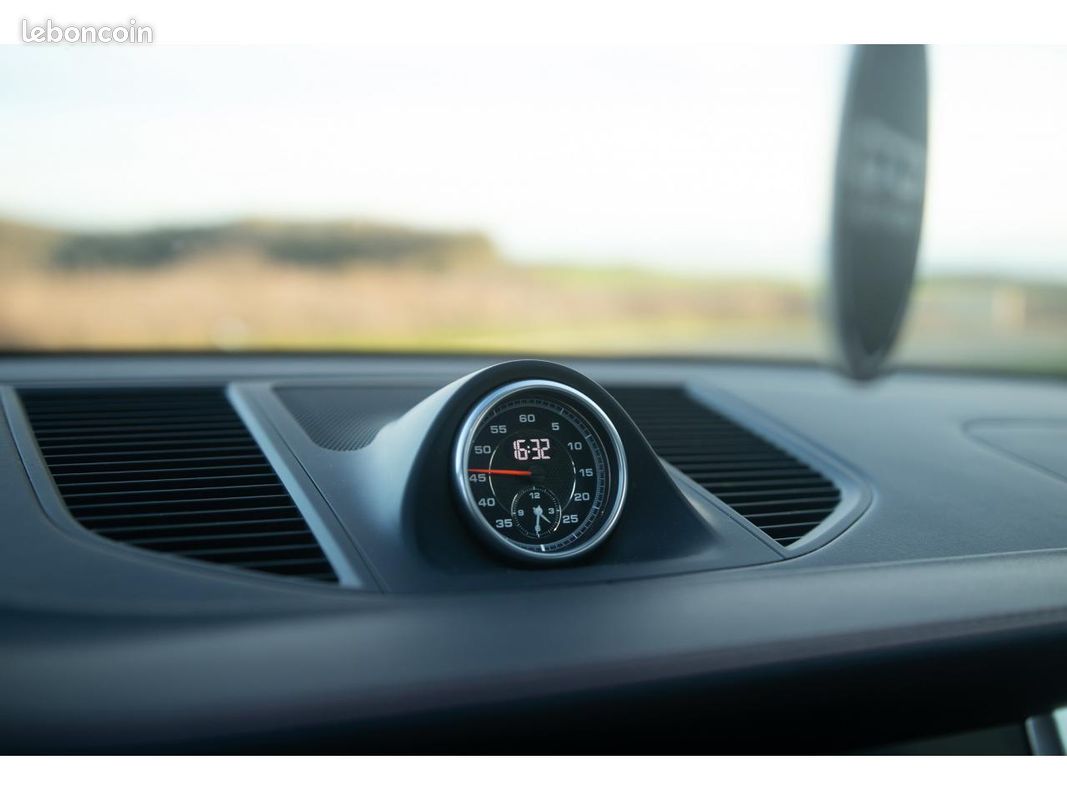 PORSCHE MACAN Turbo Pack Performance 440ch 3.6i V6 - 440 - BV PDK TYPE 95B (image 11)