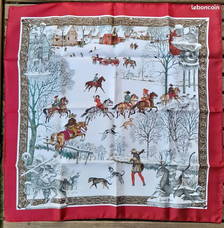 Foulard Hermès 90x90 Cm En Soie - Motif Armoiries Royales Noir Et Beige - Neuf Sans étiquette