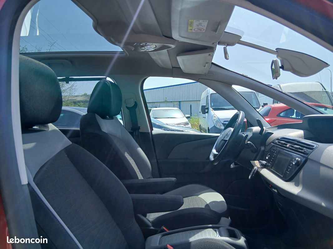 Citroen grand c4 picasso e-hdi 115ch business etg6 7 places (image 3)