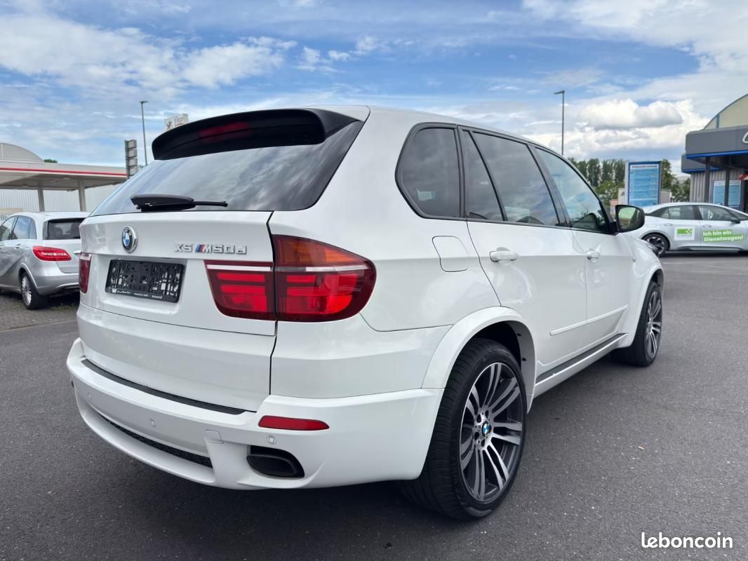 Bmw x5 m50d *leder*xenon*hud*navi* 381 ch 4x4 bva - hayon électrique pack sport volant en cuir (image 6)