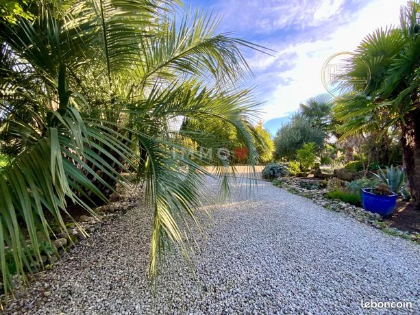 Maison 9 pièces 420 m²
