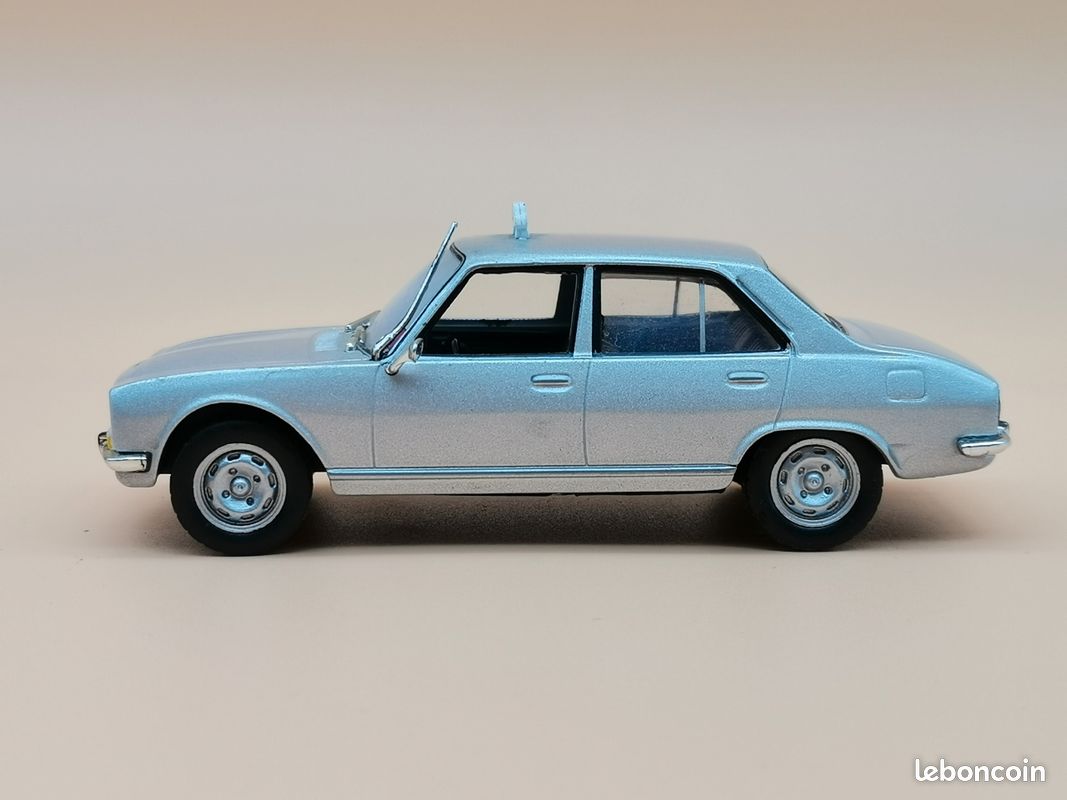 Miniature Peugeot 504 Taxi (image 1)