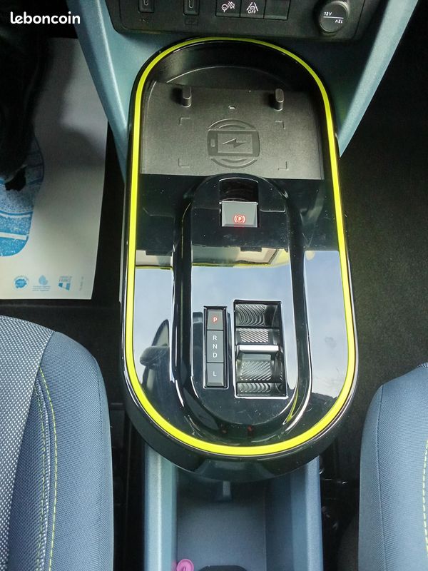 FIAT Grande Panda T-Gen 3 1.2 Hybrid Turbo 110 ch eDCT6 La Prima (image 13)
