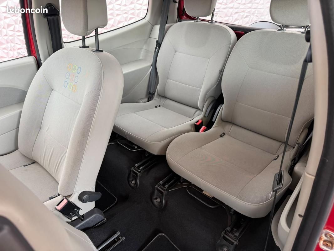 Renault Twingo 1.2 i 16V 75 CV (image 8)