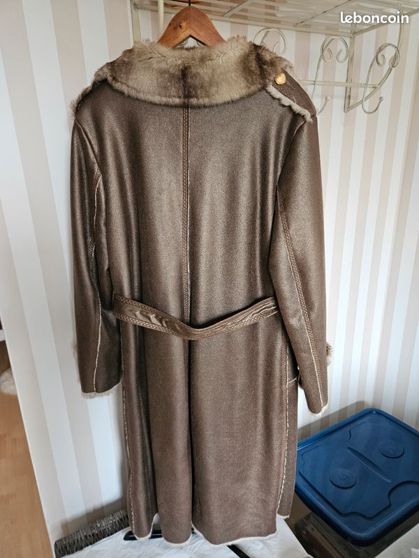 Manteau long marron T 40 et dieu créa la femme (image 4)