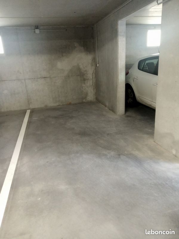 Parking Couvert & Sécurisé les Sables d'Olonne · aux Sables-d'Olonne · 89 €/mois
