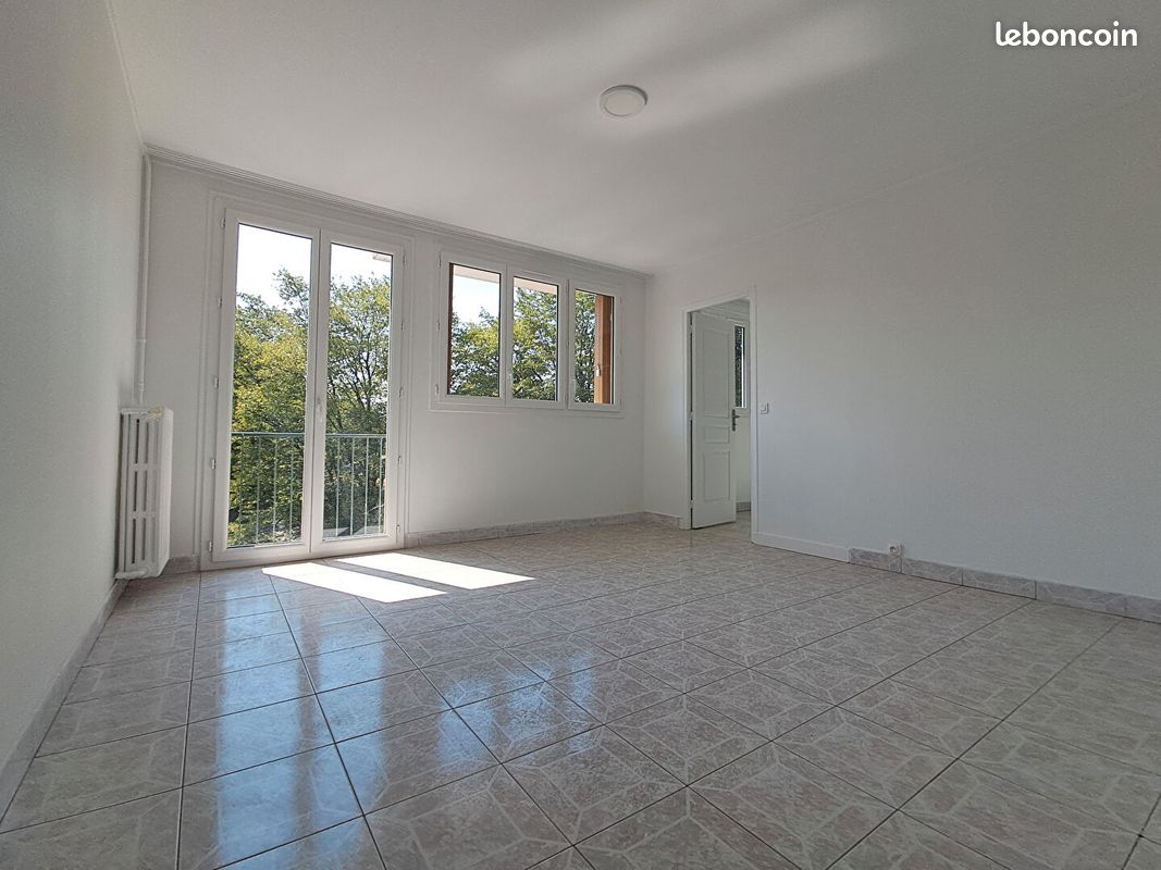 Appartement 4 pièces 69 m² · à Livry-Gargan · 69 m² · 165 000 €