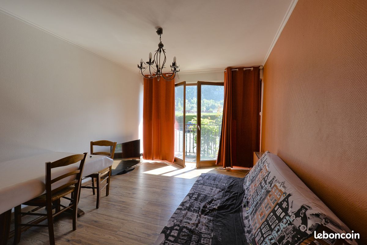 Appartement 3 pièces 60 m² · à Cluses · 60 m² · 165 000 €