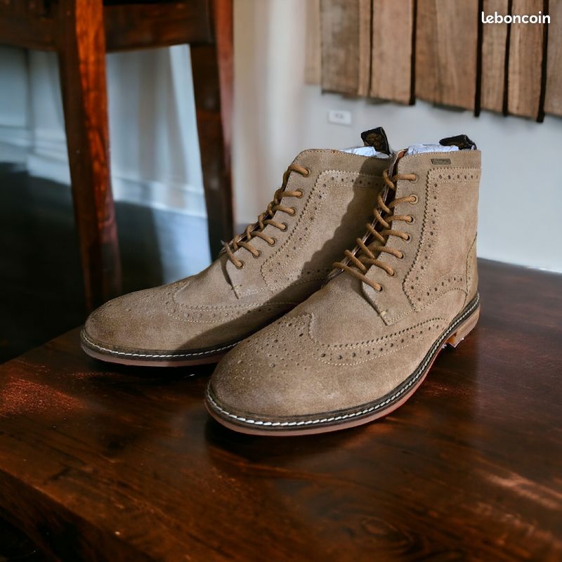 👞 Bottines Montantes superdry - Taille 43, Marron Clair Suédé, Neuves (image 1)