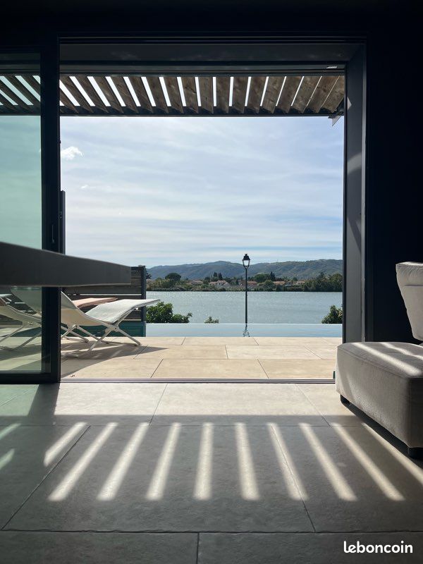 Maison 8 pièces 200 m² · à Tain-l'Hermitage · 200 m² · 930 000 €
