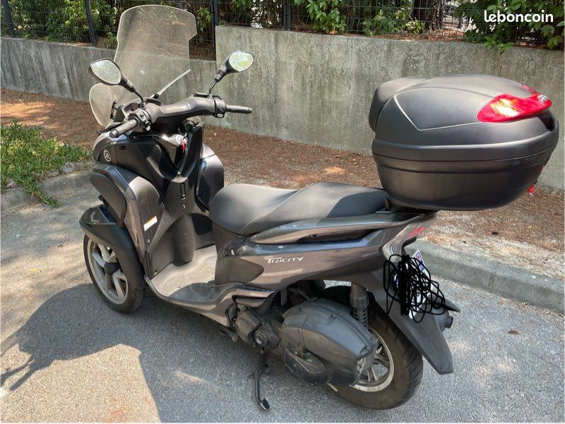 Scooter Yamaha Tricity 125 (image 2)