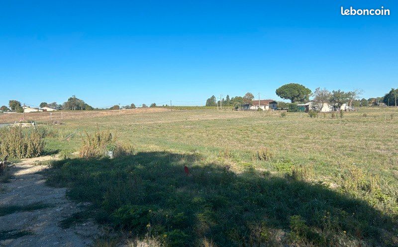 Terrain 1881 m² · à Cars · 70 680 €