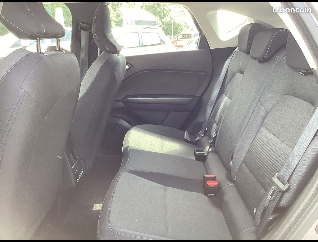 Renault Captur ZEN BLUE DCI 95CV (image 7)