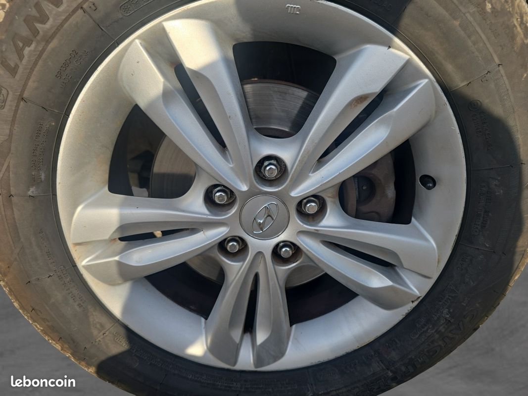 HYUNDAI ix35 CRDi 184 4WD Pack Premium A 2.0 (image 18)