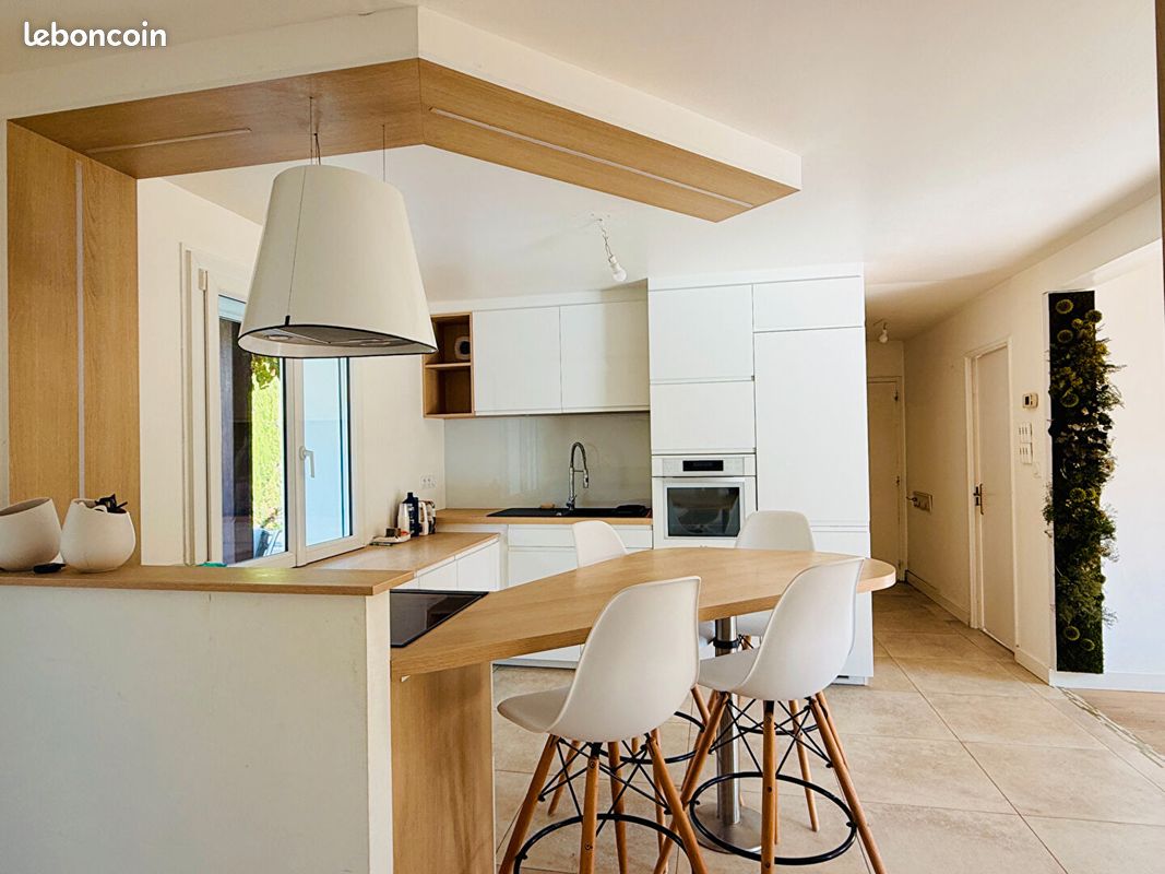 Maison 6 pièces 126 m² · à Crevin · 126 m² · 336 000 €