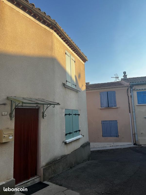 Maison 5 pièces 97 m² · à Valensole · 97 m² · 820 €/mois