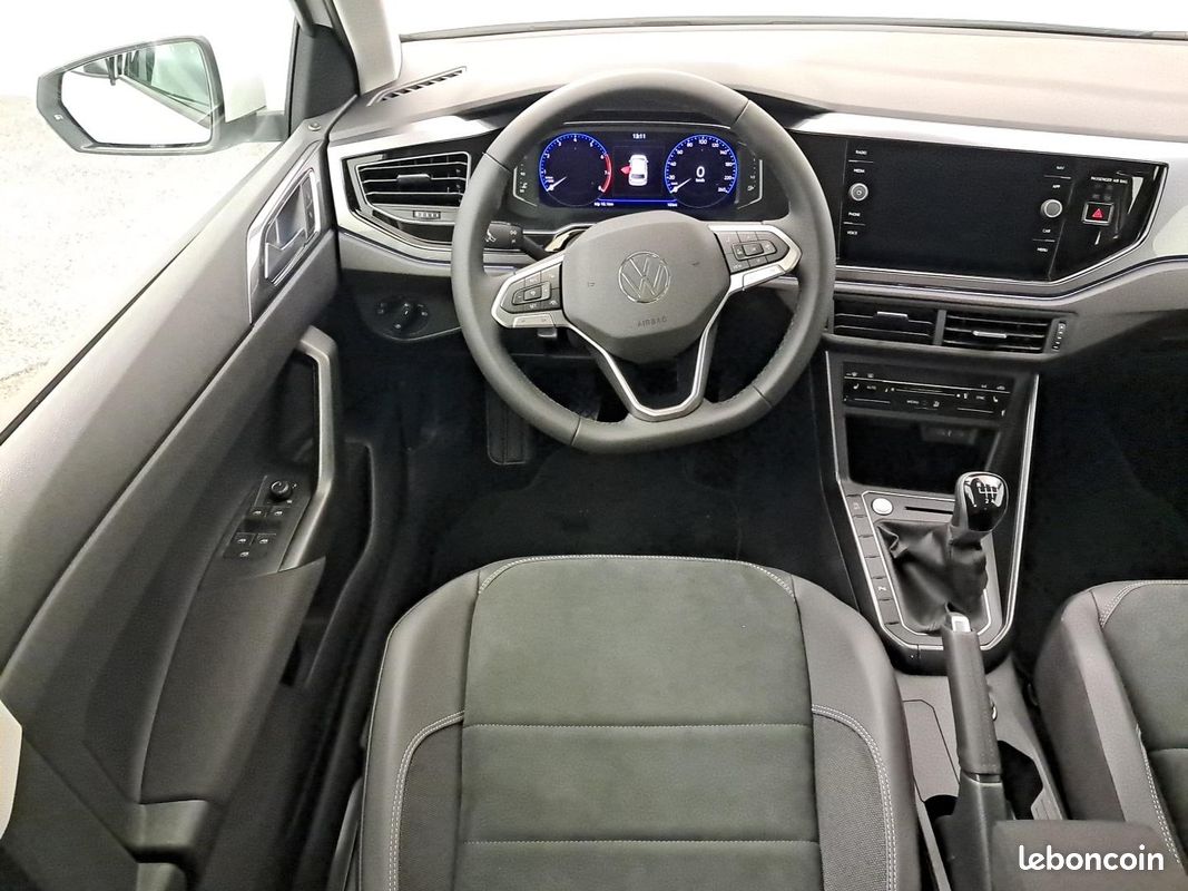 VOLKSWAGEN Polo 1.0 TSI 95 S&S BVM5 Style (image 16)