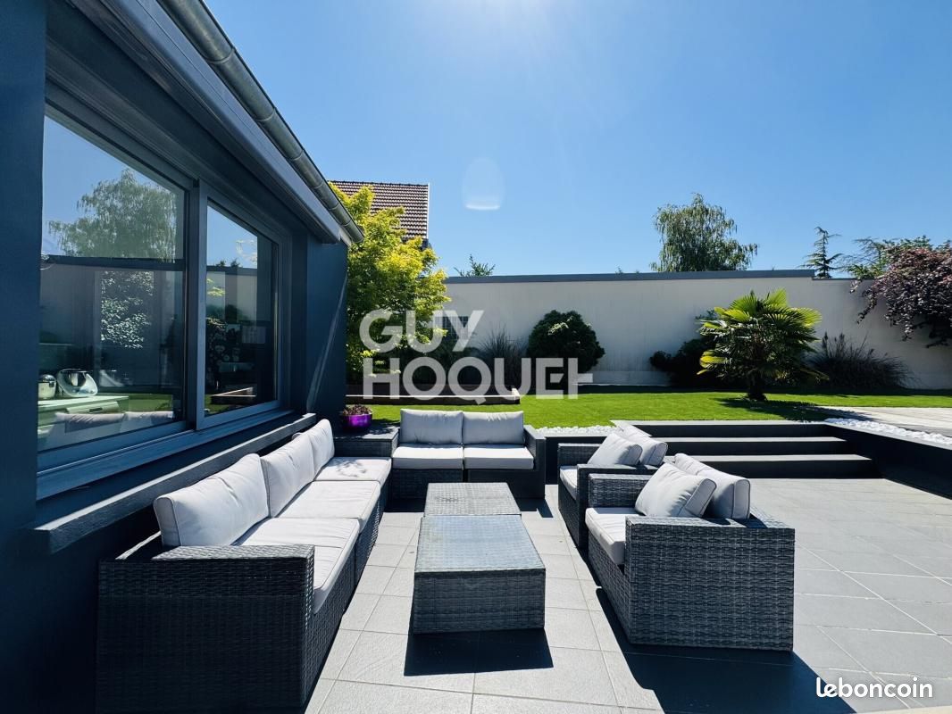 Maison 8 pièces 180 m² · à Tinqueux · 180 m² · 695 000 €