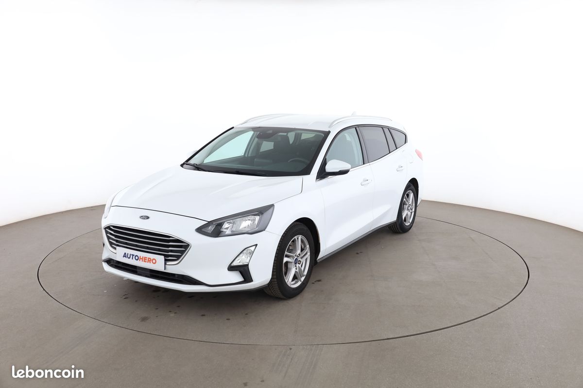 Ford Focus SW 1.0 EcoBoost Trend Business (image 1)