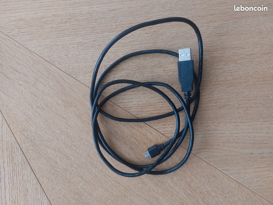 PlayStation 4 + câbles et jeux vidéos (image 6)