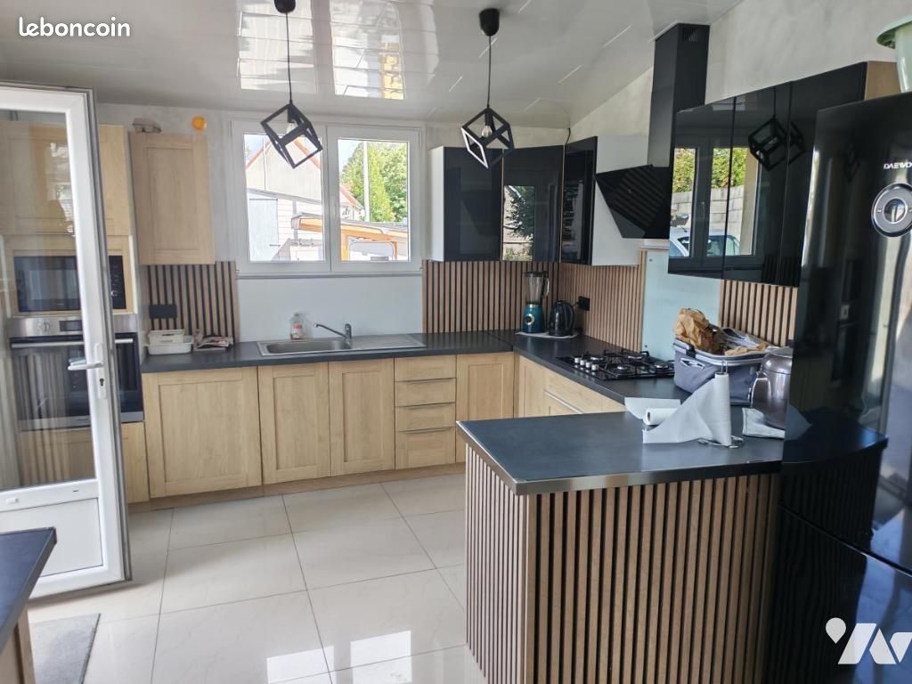 Maison 6 pièces 102 m² · à Flesselles · 102 m² · 218 400 €