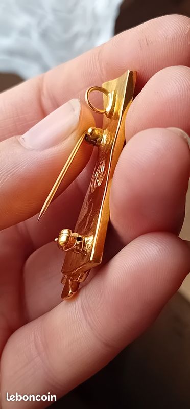 Oscillateur à quartz - SC10 - Stanford Research Systems - électronique