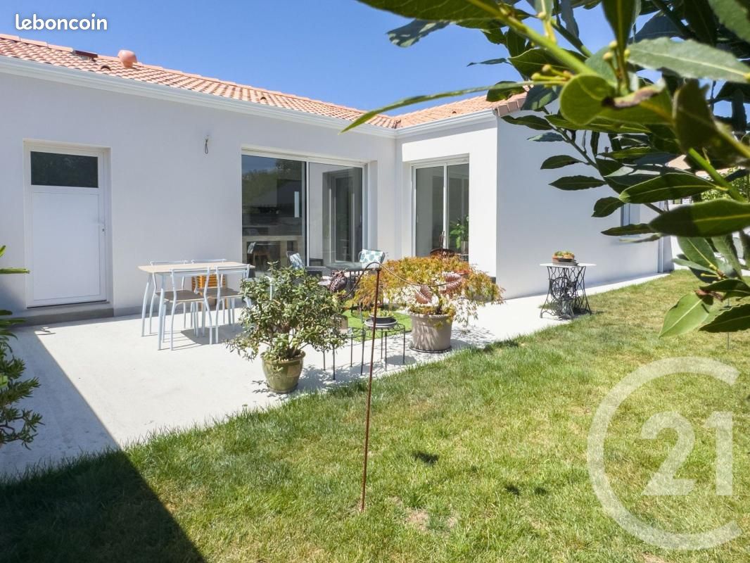 Maison 3 pièces 69 m² · à Les Sables-d'Olonne · 69 m² · 328 600 €