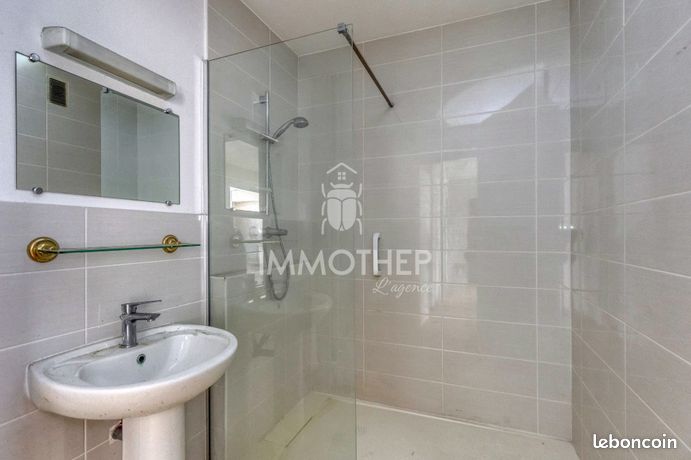 Appartement 3 pièces 83 m² — 12