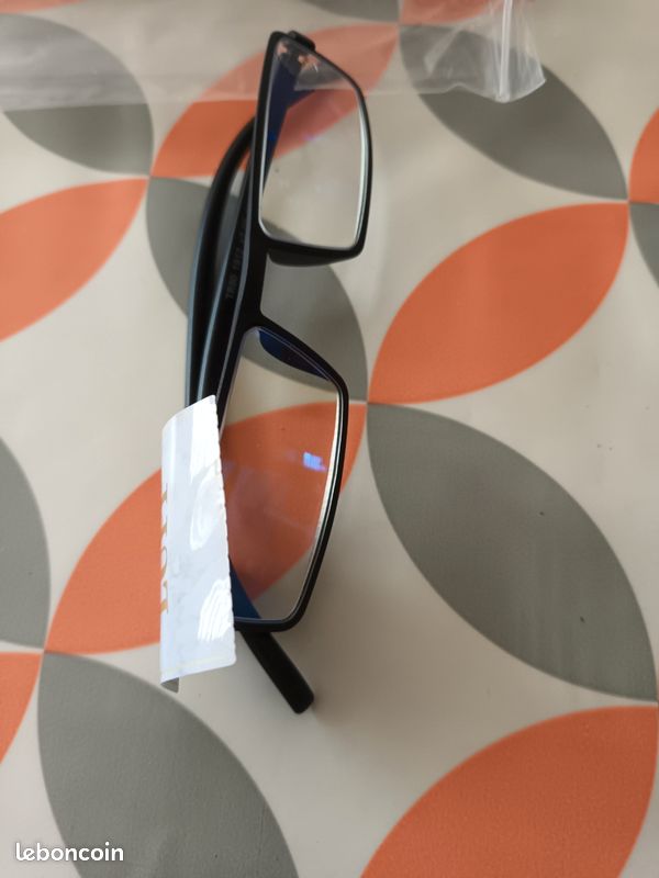 Lunette +2.00 anti lumière bleue (image 3)