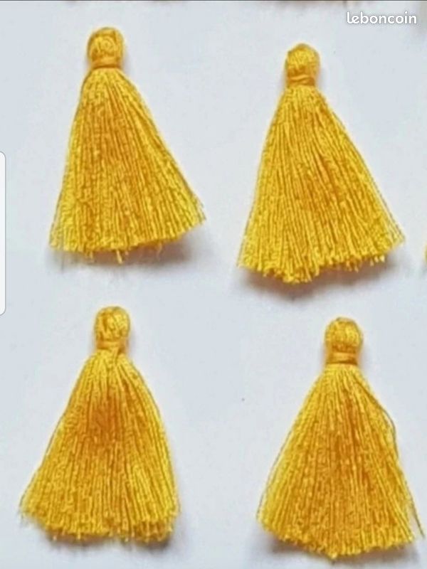 Lot De 3 Breloques Pompons Glands Coton - Couleurs Vert, Saumon, Beige, 25mm