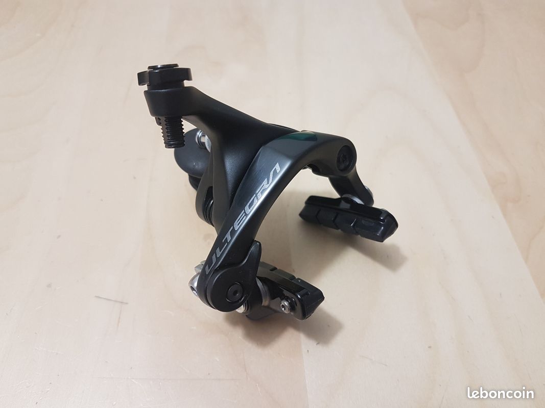 Kit étrier de frein Shimano Ultegra BRR8070KTSTR8025ST