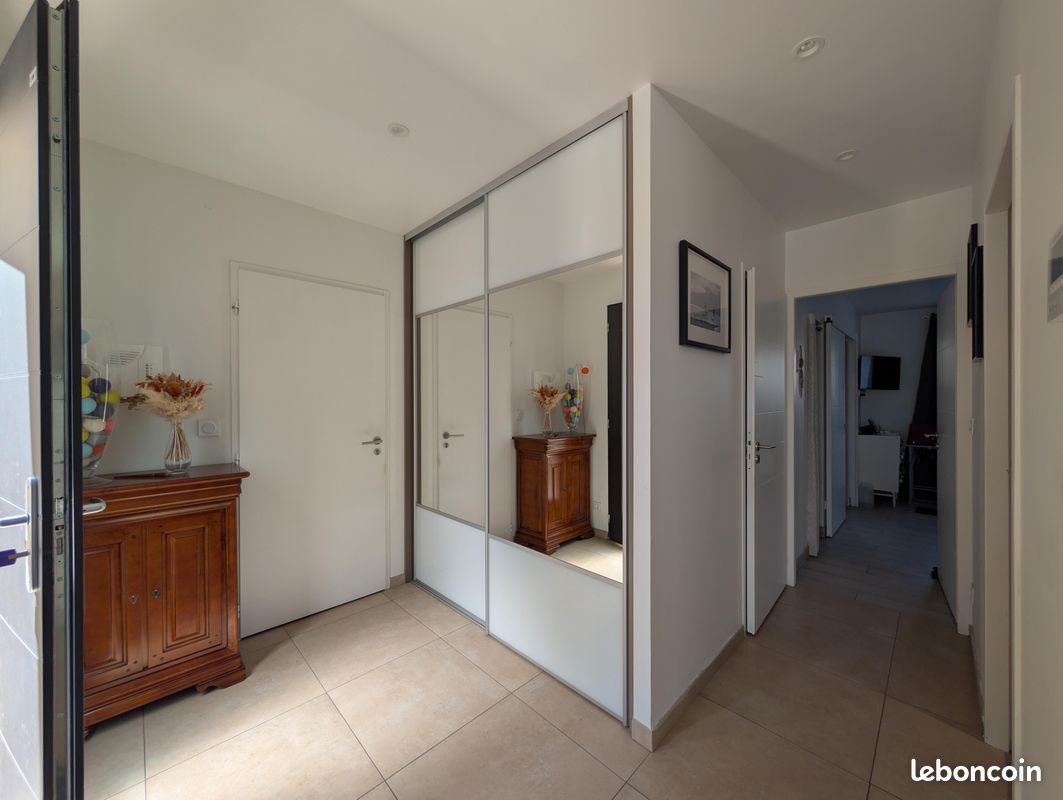 Vente villa t4 avec piscine jardin et garage (image 16)