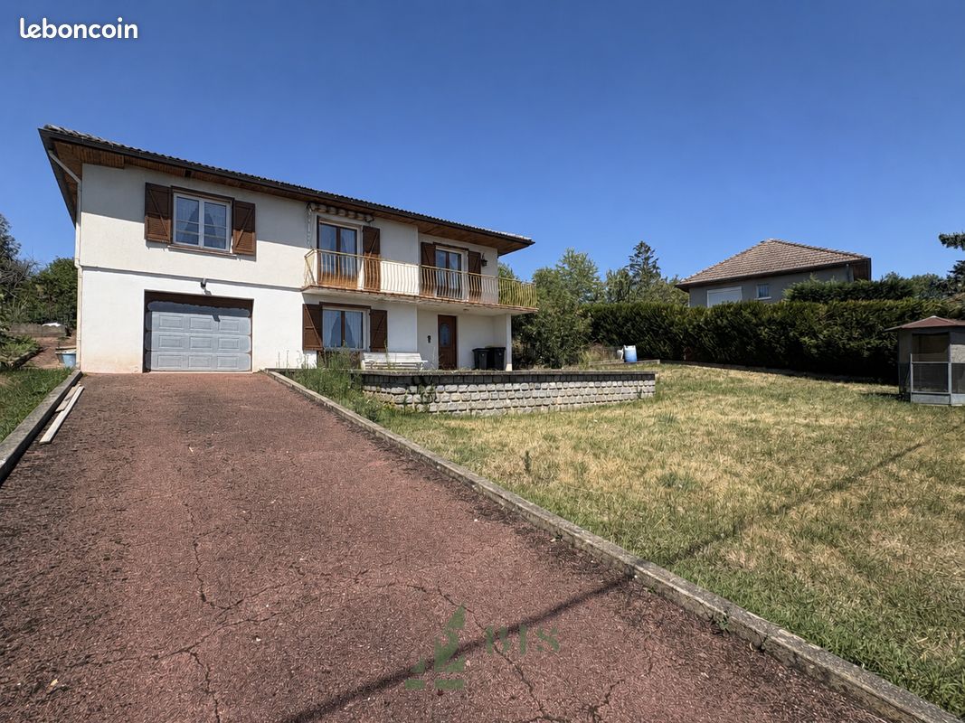 Maison 6 pièces 111 m² · à Régny · 111 m² · 149 000 €