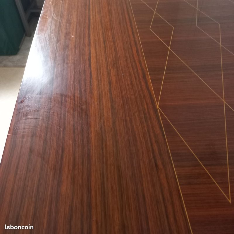 Table a manger (image 2)