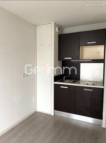 Studio 1 pièce 18 m²