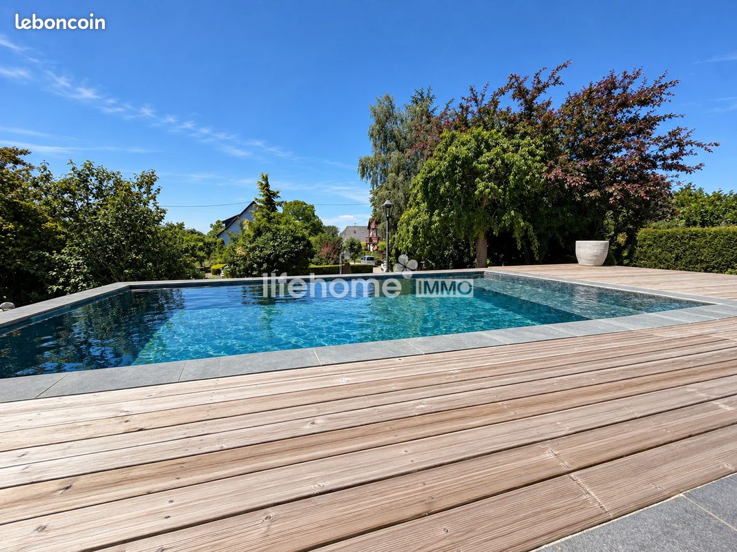 Maison 8 pièces 218 m² · à Berstett · 218 m² · 779 000 €