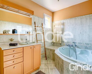 Maison 670 000 € - 132 m²