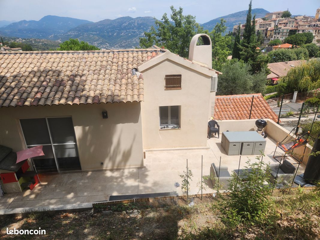 Maison 4 pièces 77 m² · à Gattières · 77 m² · 430 000 €